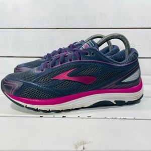 Brooks Dyad 9 Women’s Running Shoes